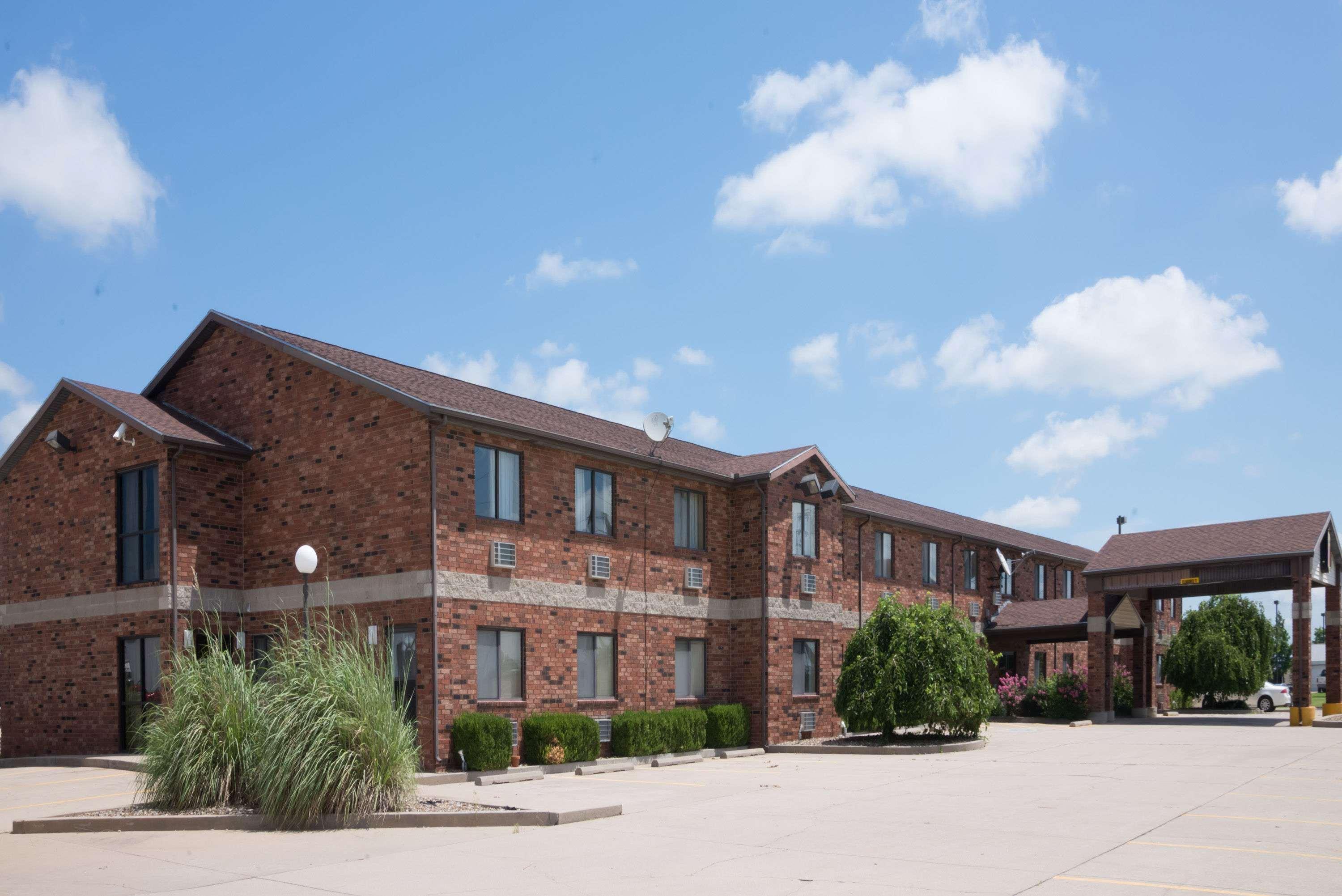 Super 8 By Wyndham Independence Ks Hotel Exterior photo