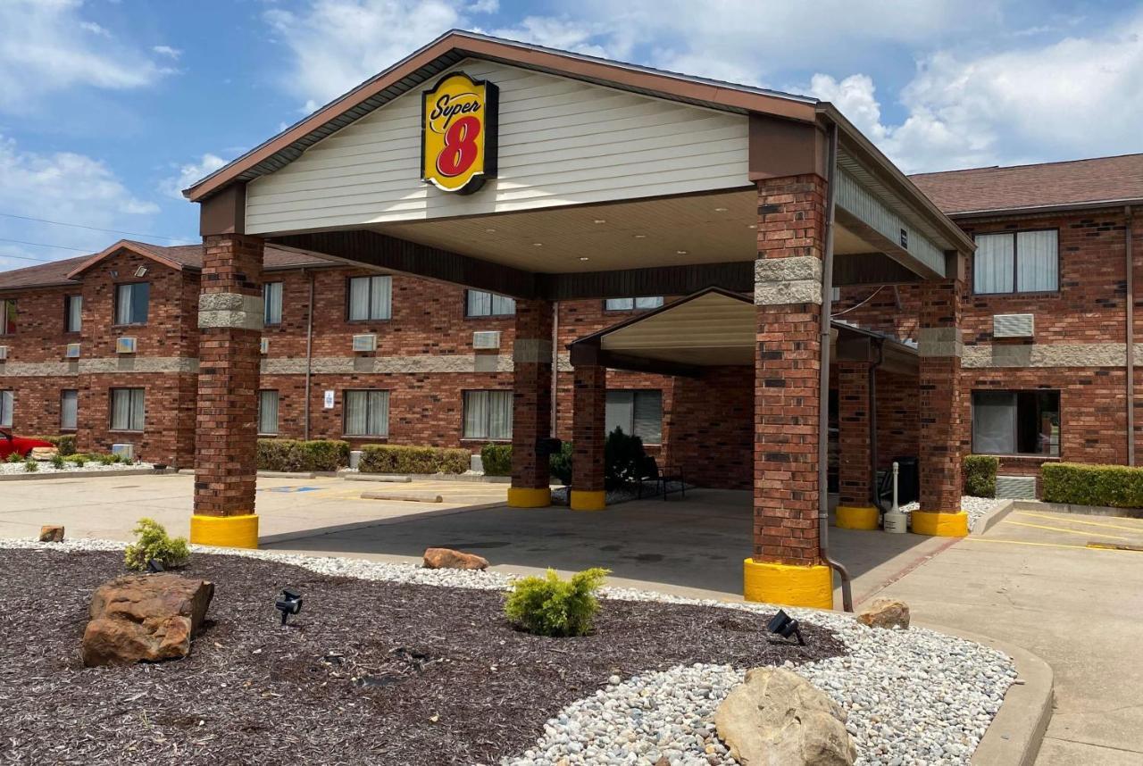 Super 8 By Wyndham Independence Ks Hotel Exterior photo