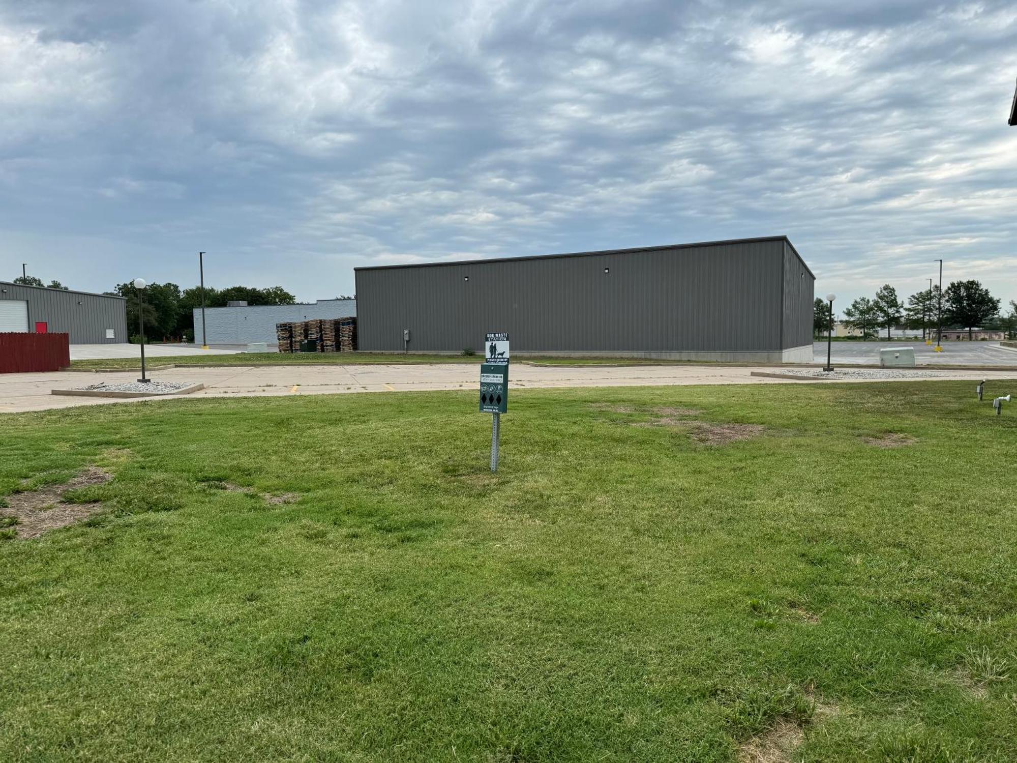 Super 8 By Wyndham Independence Ks Hotel Exterior photo